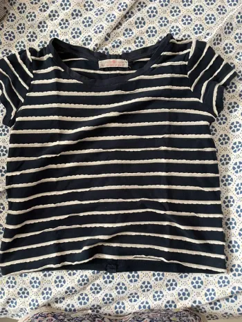 Tee shirt