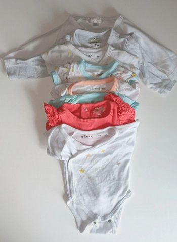 Lot de 8 body 1 mois