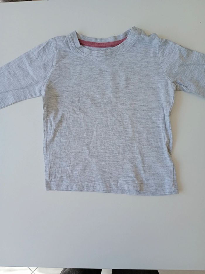 Sweat gris