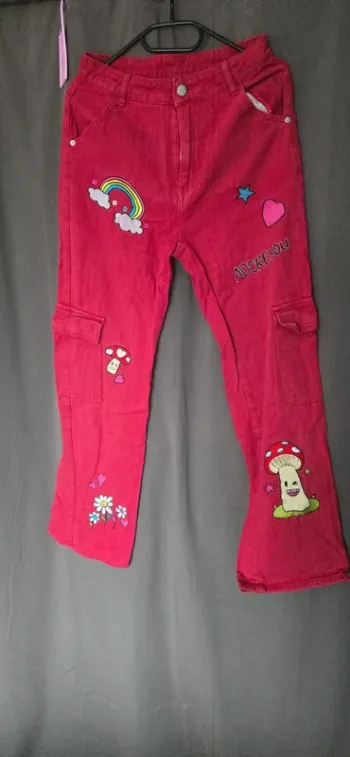 Jeans rouge champignon  taille S