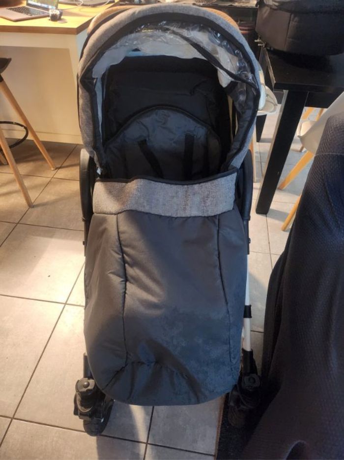 Poussette 3 en 1 - photo numéro 3