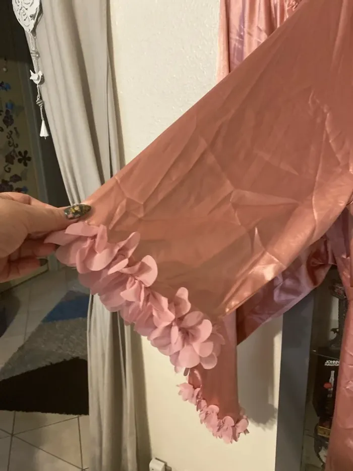 superbe ensemble toucher satin rose pantalon + veste 5 XL neuf - photo numéro 2
