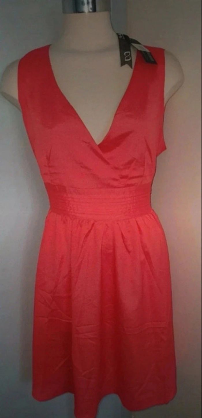 Robe habillée neuve taille2