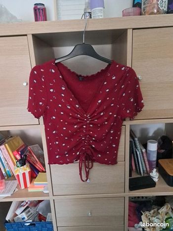 Haut crop top don't call me Jennyfer taille 38