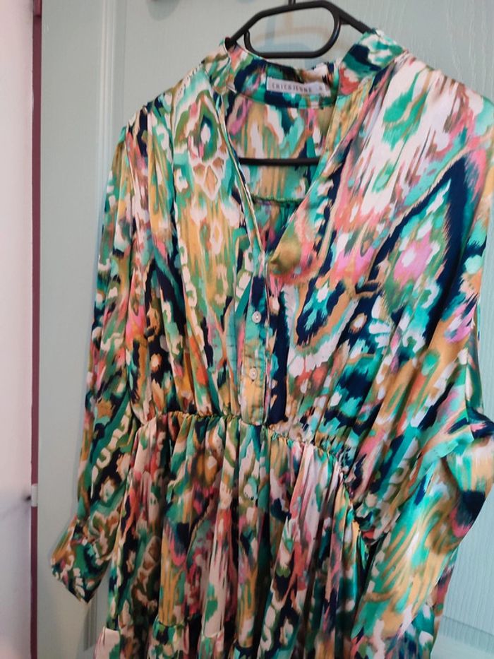 Robe longue satinée - photo numéro 2