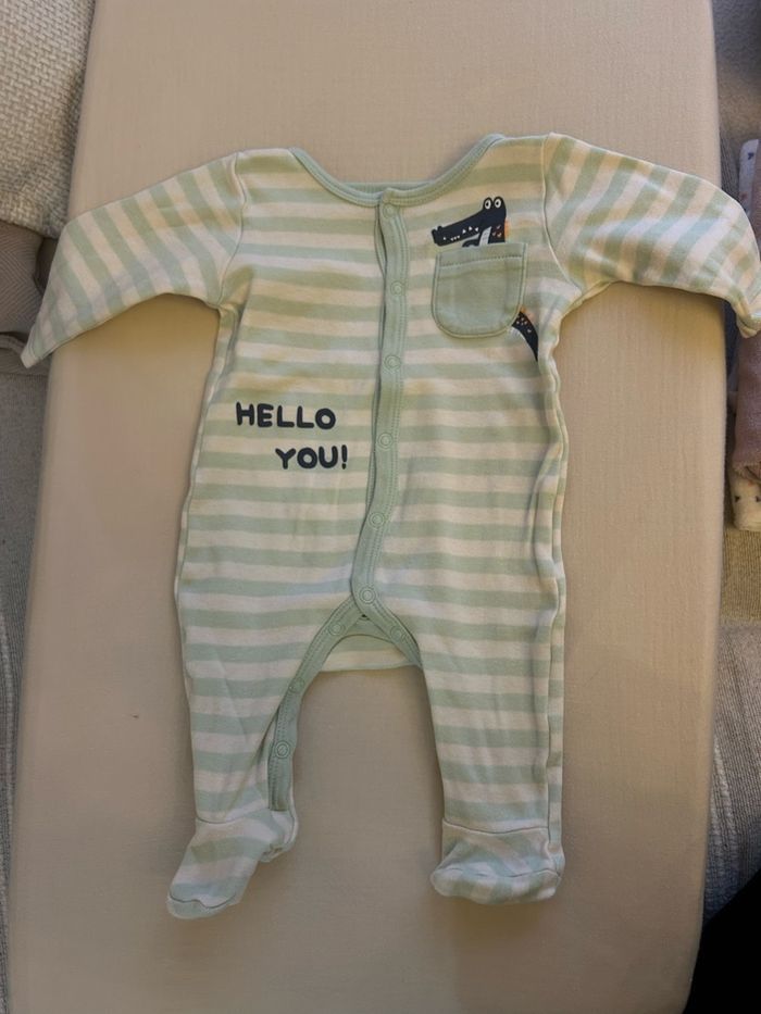 Pyjama 3 mois - photo numéro 2