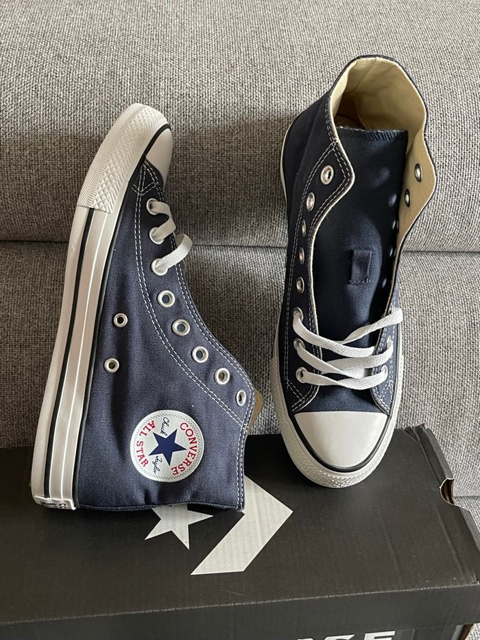 Converse montantes bleue marine 40 neuve - photo numéro 3