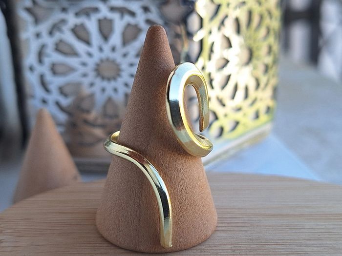 Bague Ouverte Dorée en acier inoxydable, Motif moderne Bague design ouvert Ajustable bague Pour elle - photo numéro 2