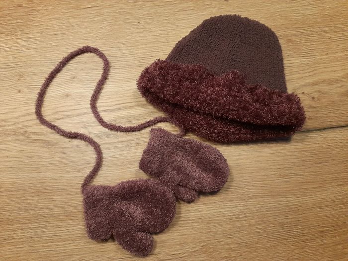 Ensemble moufles et bonnet