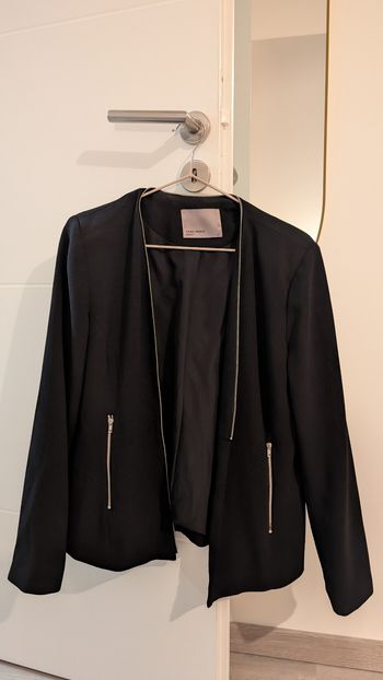 Veste noire de chez Vero Moda