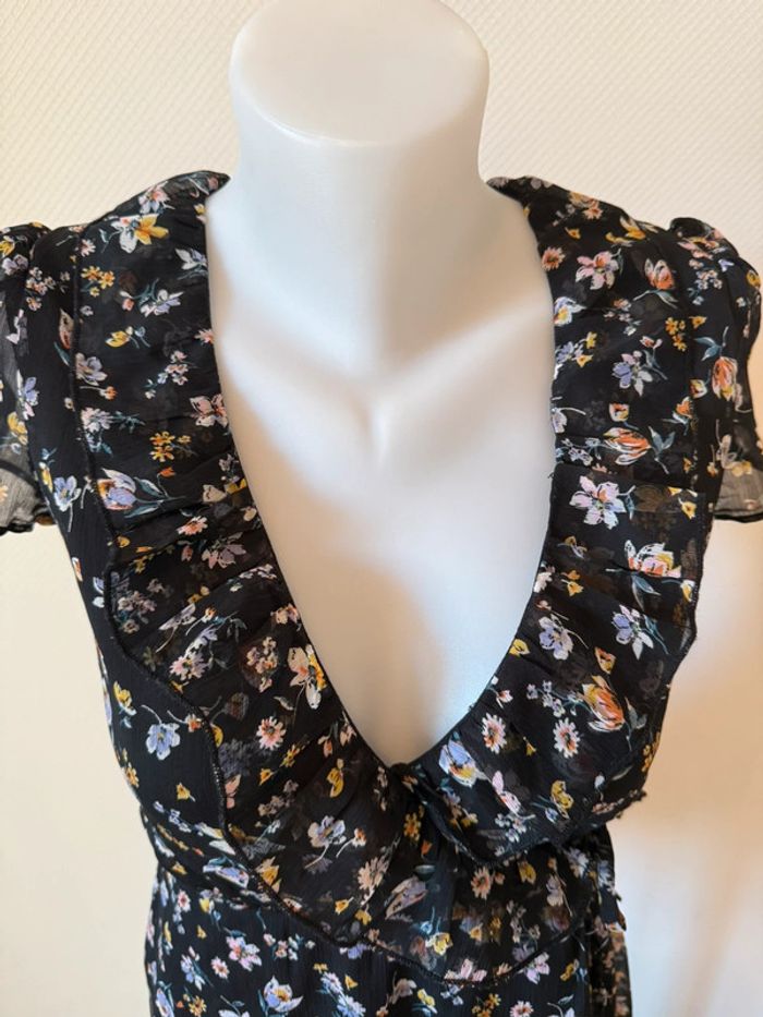 Robe d’été à fleur en très bon état tally weijl taille XS - photo numéro 3