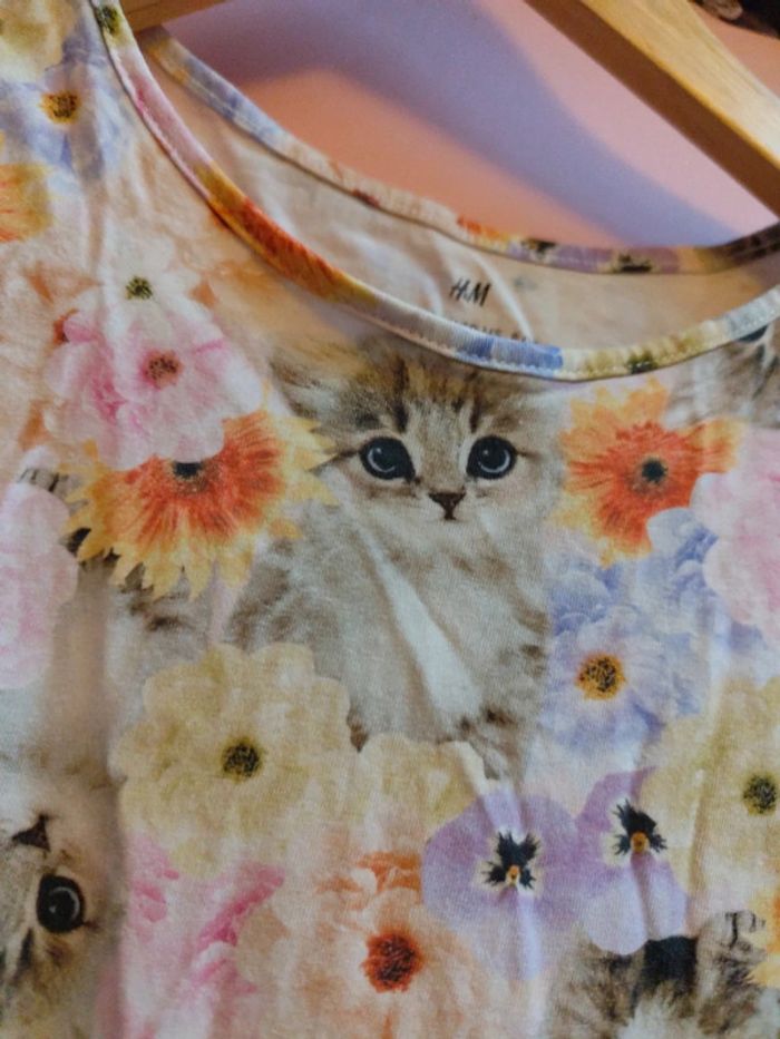 Robe fleurie avec chat 🐱 - photo numéro 2