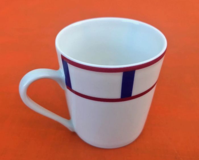 2 Tasses / Soucoupes à café  Décor traditionnel du Pays Basque  Porcelaine de Limoges France - photo numéro 7