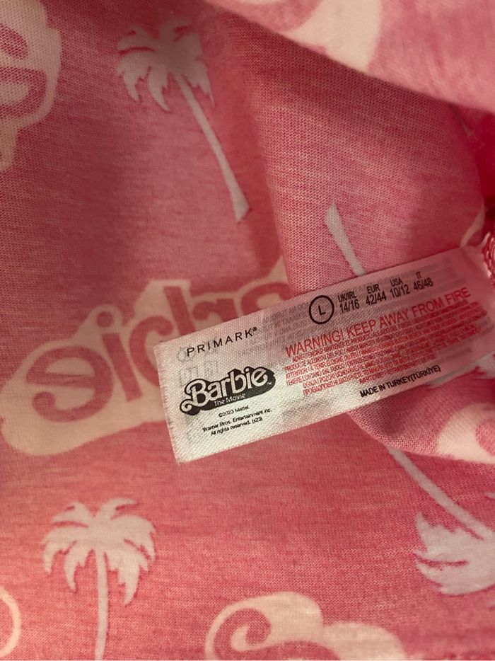 Top court Primark  Imprimé Barbie  Taille L - photo numéro 8