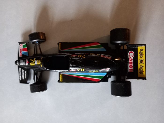 formule 1 de collection grand format Bburago - photo numéro 7