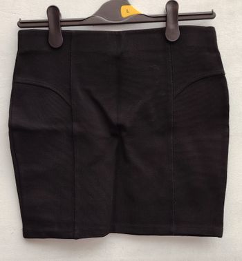 Jupe moulante Stradivarius – Taille M – matière stretch