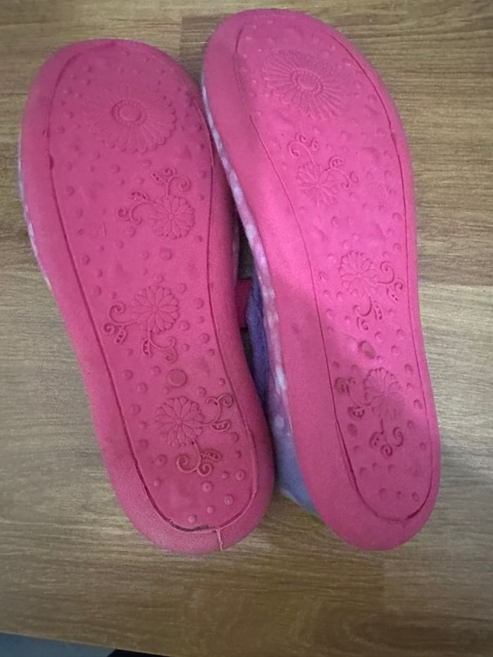 Chausson Pantoufle Barbie 31 Neuf - photo numéro 3