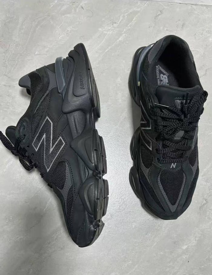 New Balance 9060 taille 39.5 - photo numéro 5