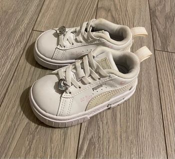 Basket bébé PUMA - pointure 22