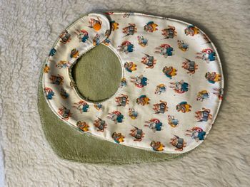 Bavoir amande animaux