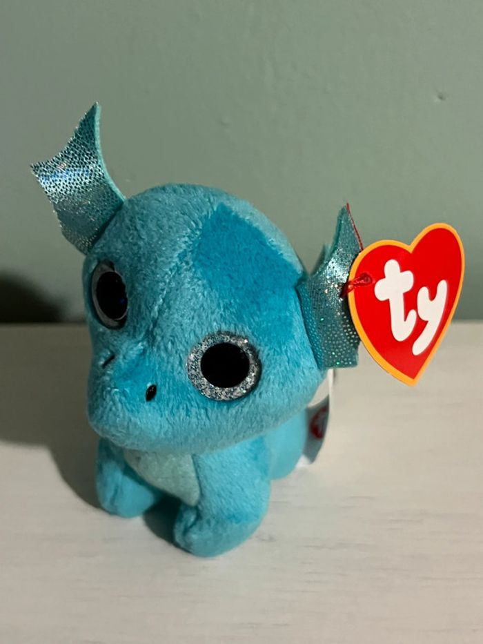 Dragon ty