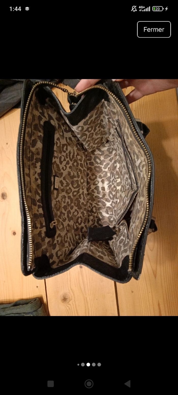 Sac Guess - photo numéro 3