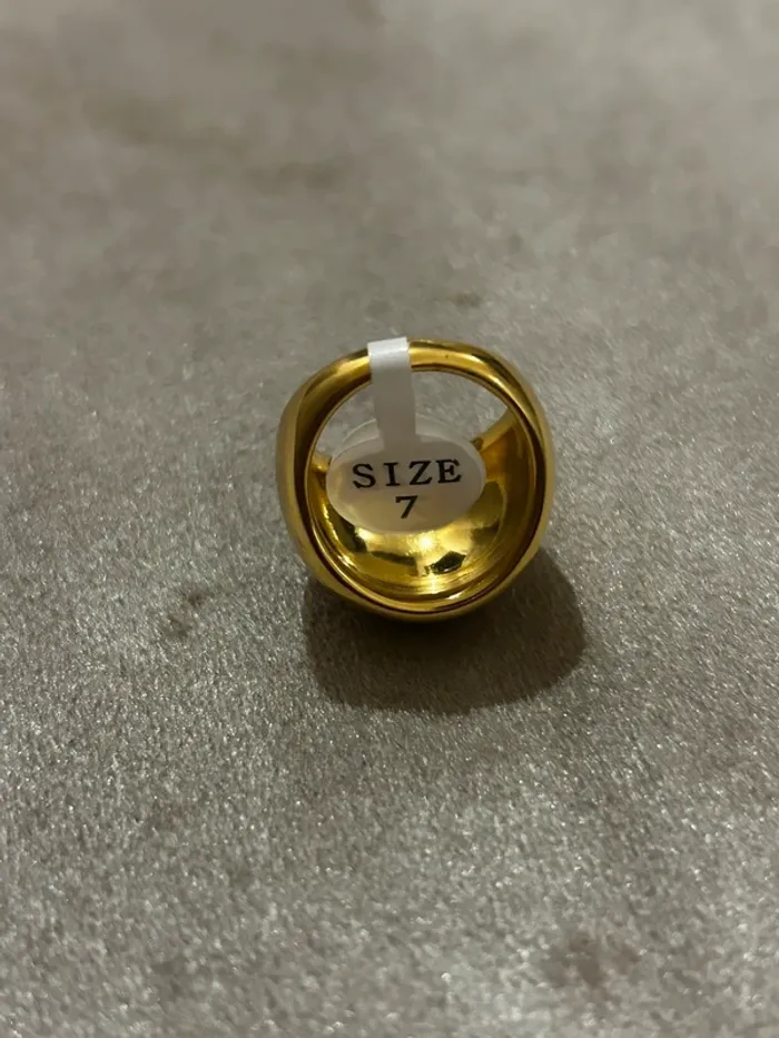 Bague dorée en acier inoxydable 14g - Neuve - photo numéro 2