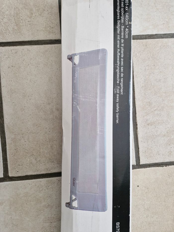 Barrière de lit pliante