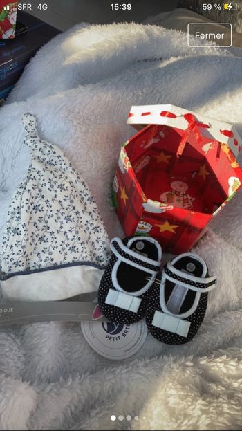 # chaussures # bonnet# 15/16 et 1 mois