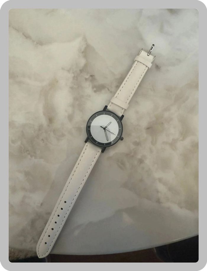 Montre Blanche - photo numéro 2