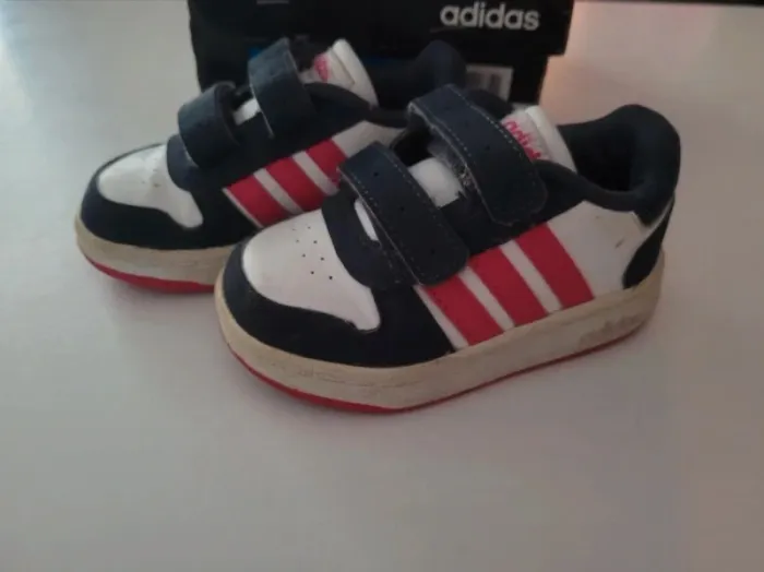 Baskets Adidas - 20 - photo numéro 4