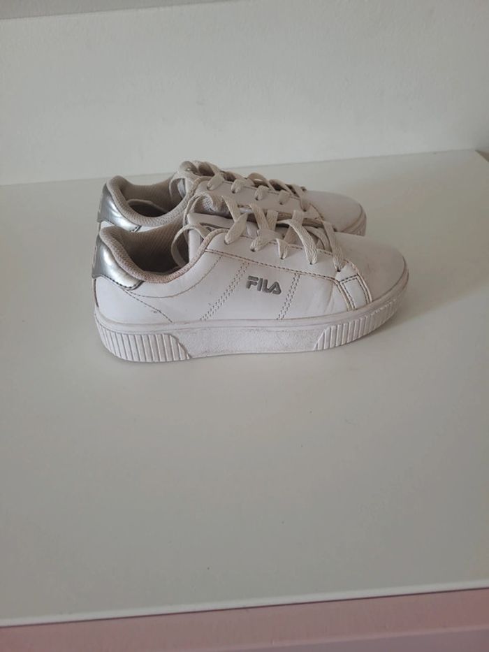 Baskets fila p.32 - photo numéro 2