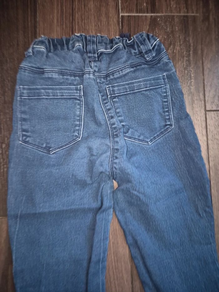 Jean effet troué - photo numéro 5