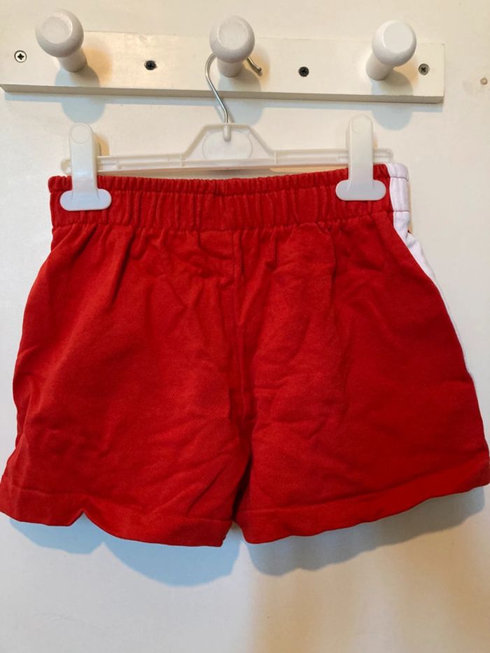 Short Rouge - photo numéro 3