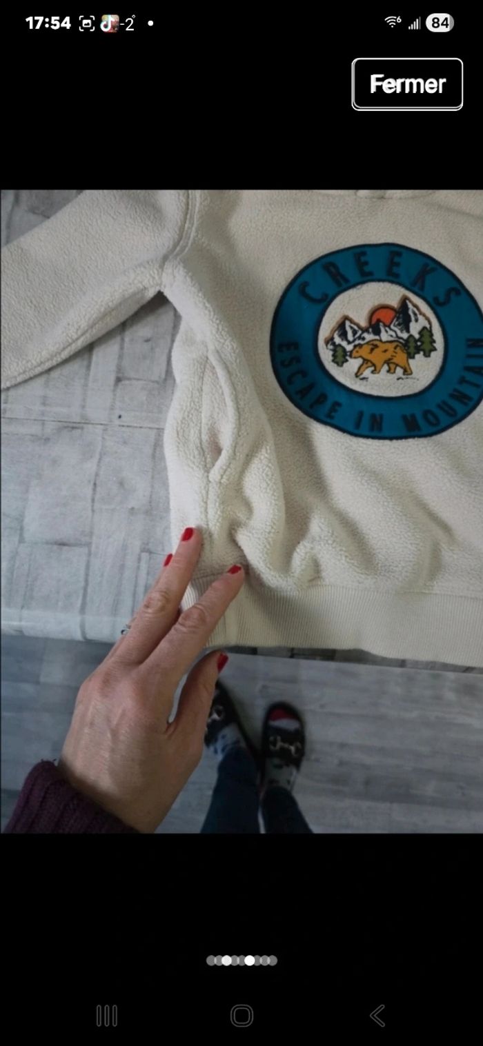 Gros pull polaire casi neuf 5 ans - photo numéro 2