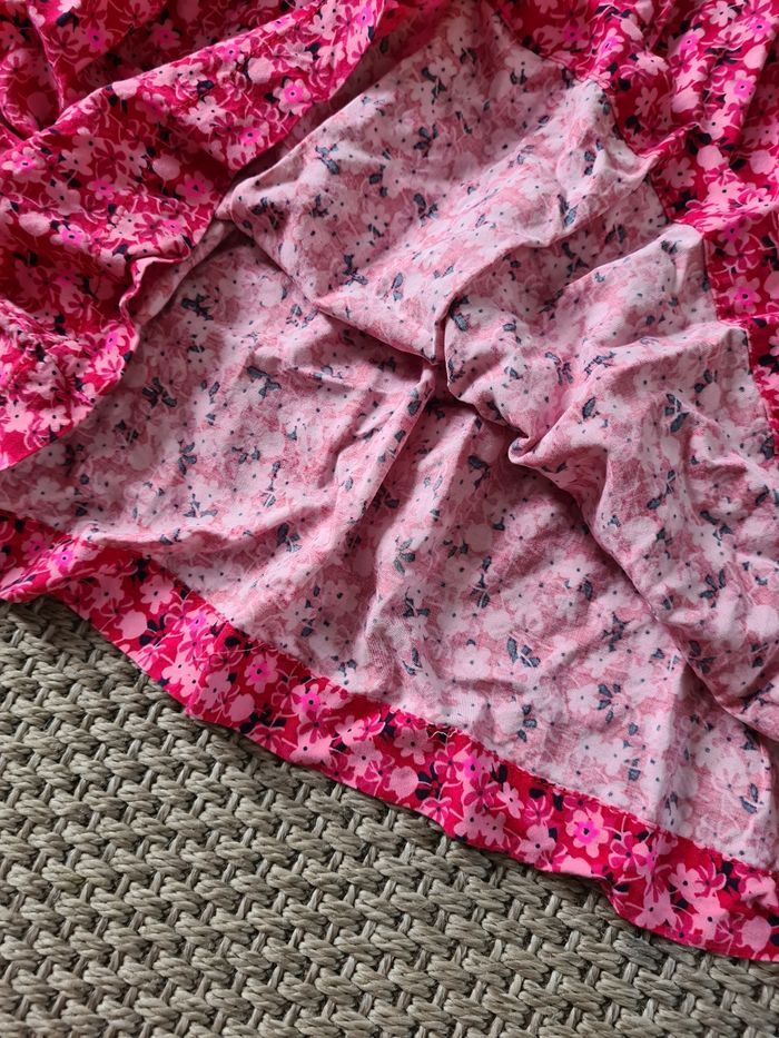 Robe mi saison rose et noire - 4 ans - photo numéro 7