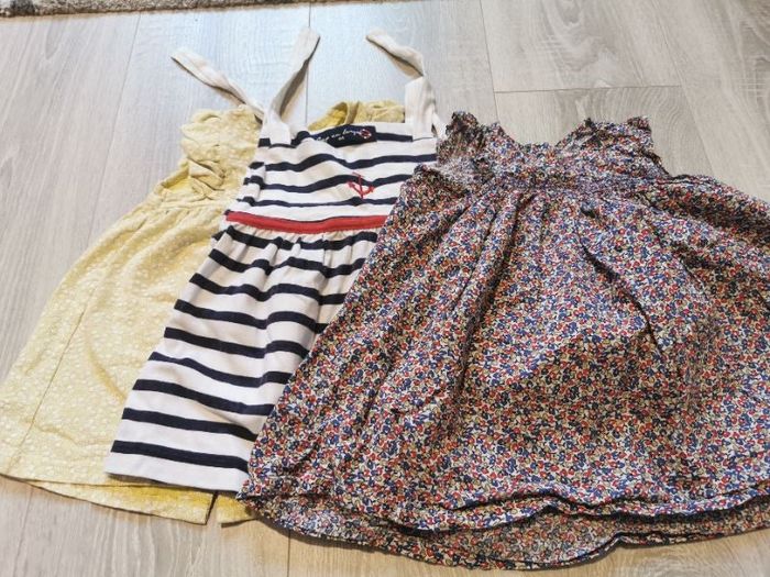 Lot de 3 robes été 18 mois fille
