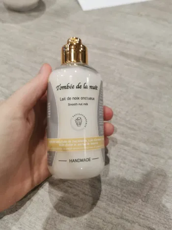 Lait corps tombée de la nuit madame marchand