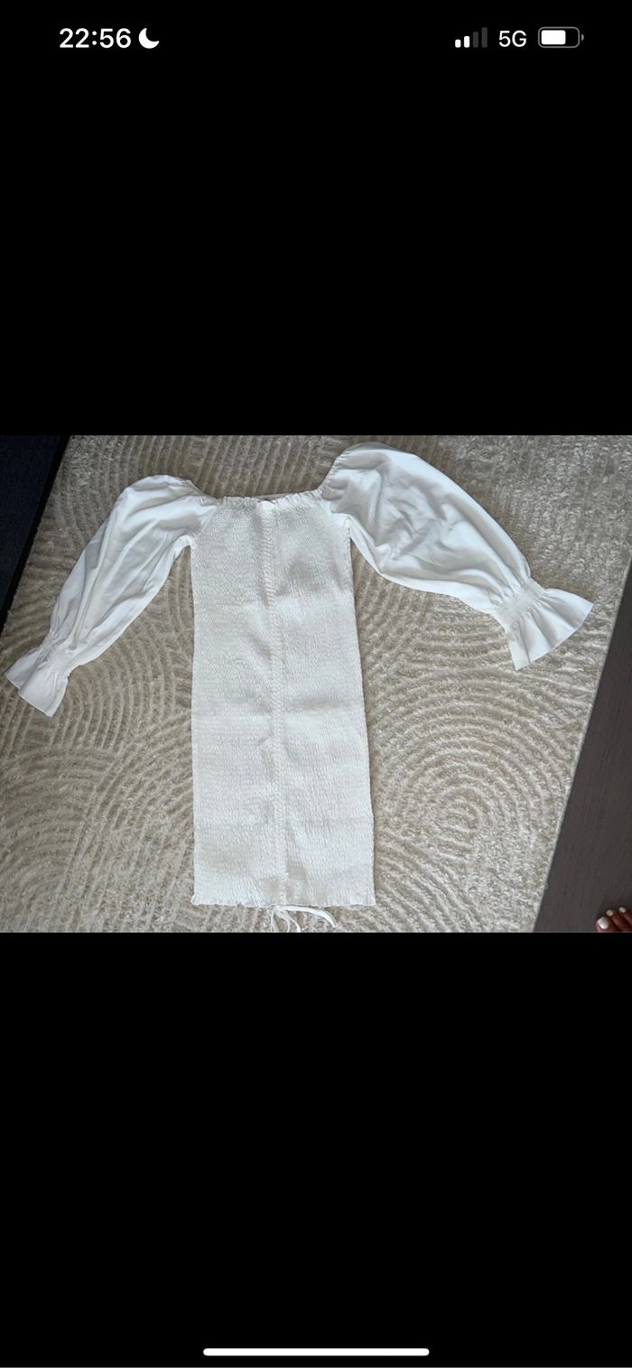 Robe épaule dénudé - photo numéro 2