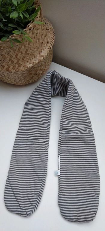 Écharpe rayée T3M