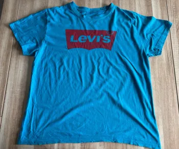 T-shirt Lévis bleu