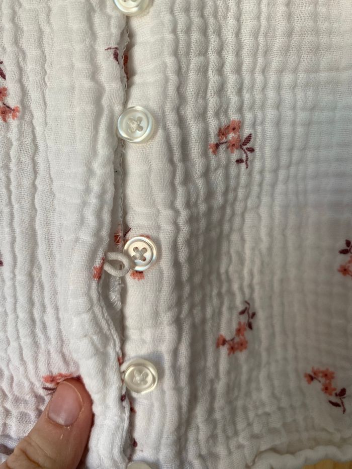 Chemisier à motifs fleurs 18 mois - photo numéro 2