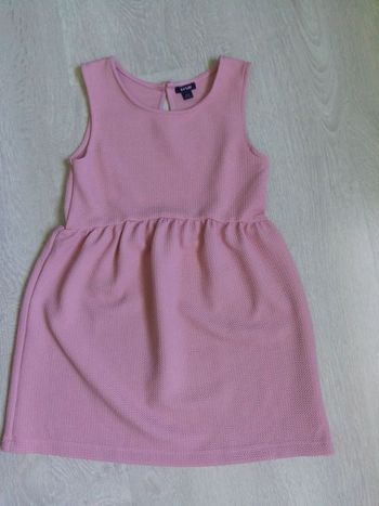 robe 5 ans, très bon état