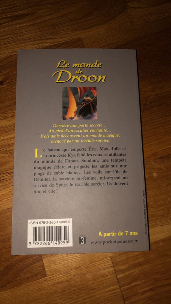 Fabuleux ce livre Le monde de Droon l'île de la sorcière - photo numéro 2