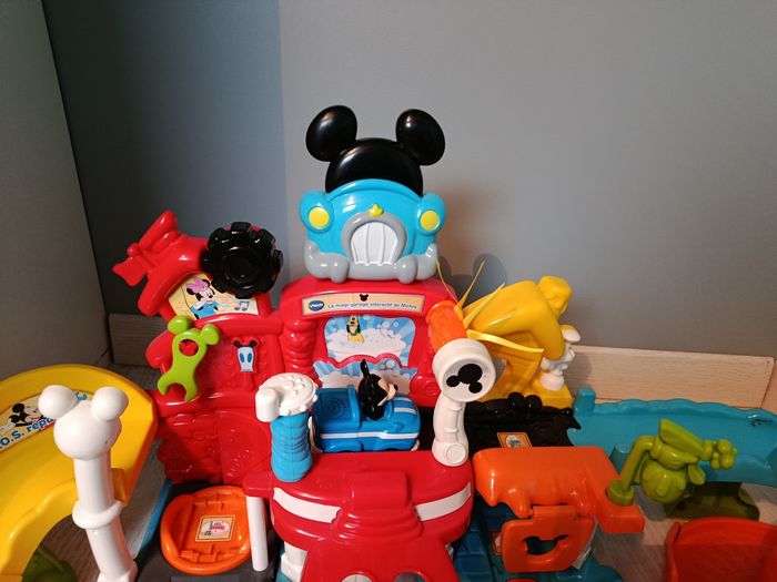 Maxi garage Mickey tut tut aventure - photo numéro 2