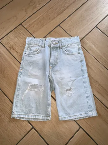 Short jeans