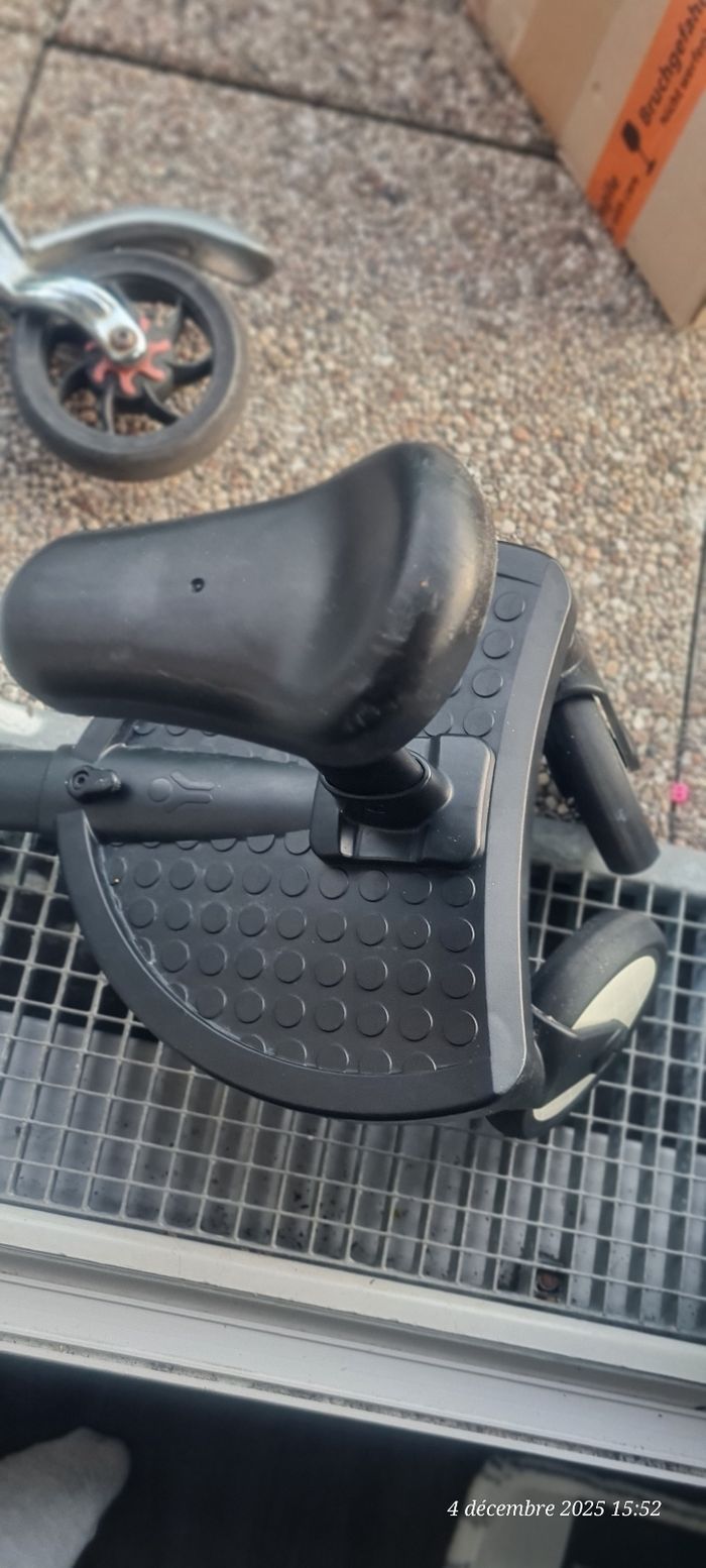 Yoyo+ baord babyzen stokke - photo numéro 4