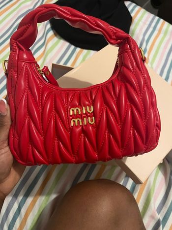 Sac miumiu utilisé une fois 
