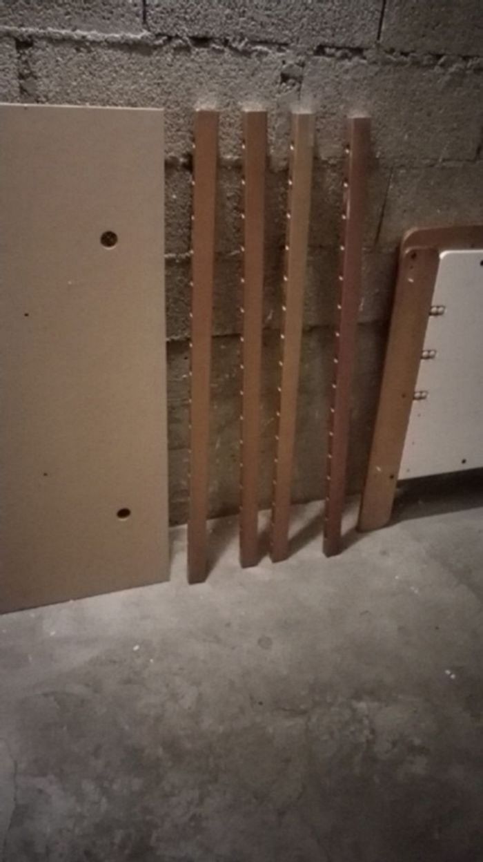 Lit bébé en bois pas d'envoi - photo numéro 4