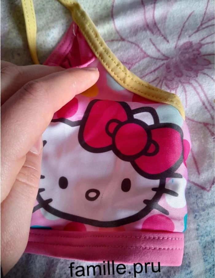 Haut maillot de bain Hello Kitty 7ans - photo numéro 6